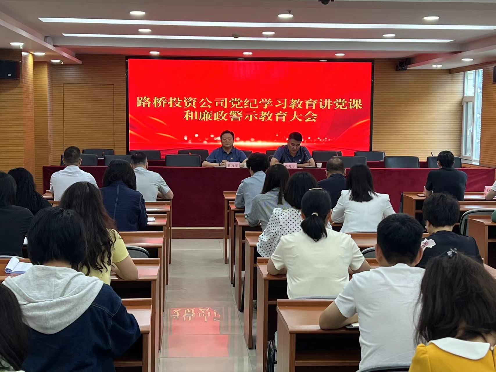 e4d292c8c1ba4d7de75aa0bd831843c(1).jpg e4d292c8c1ba4d7de75aa0bd831843c(1).jpg