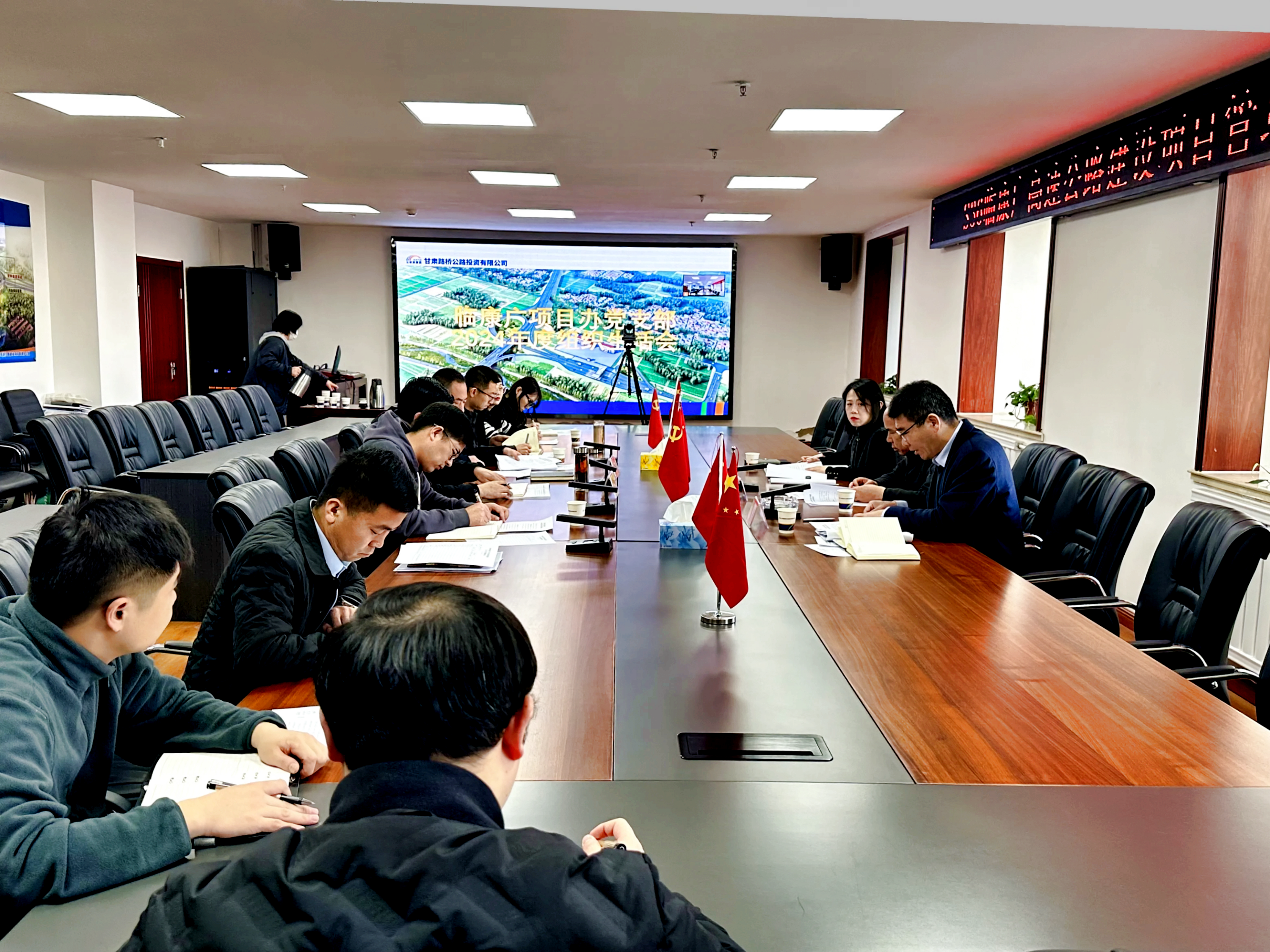 86FF9350328A62E3B171A4B4E70622D4.png 86FF9350328A62E3B171A4B4E70622D4.png