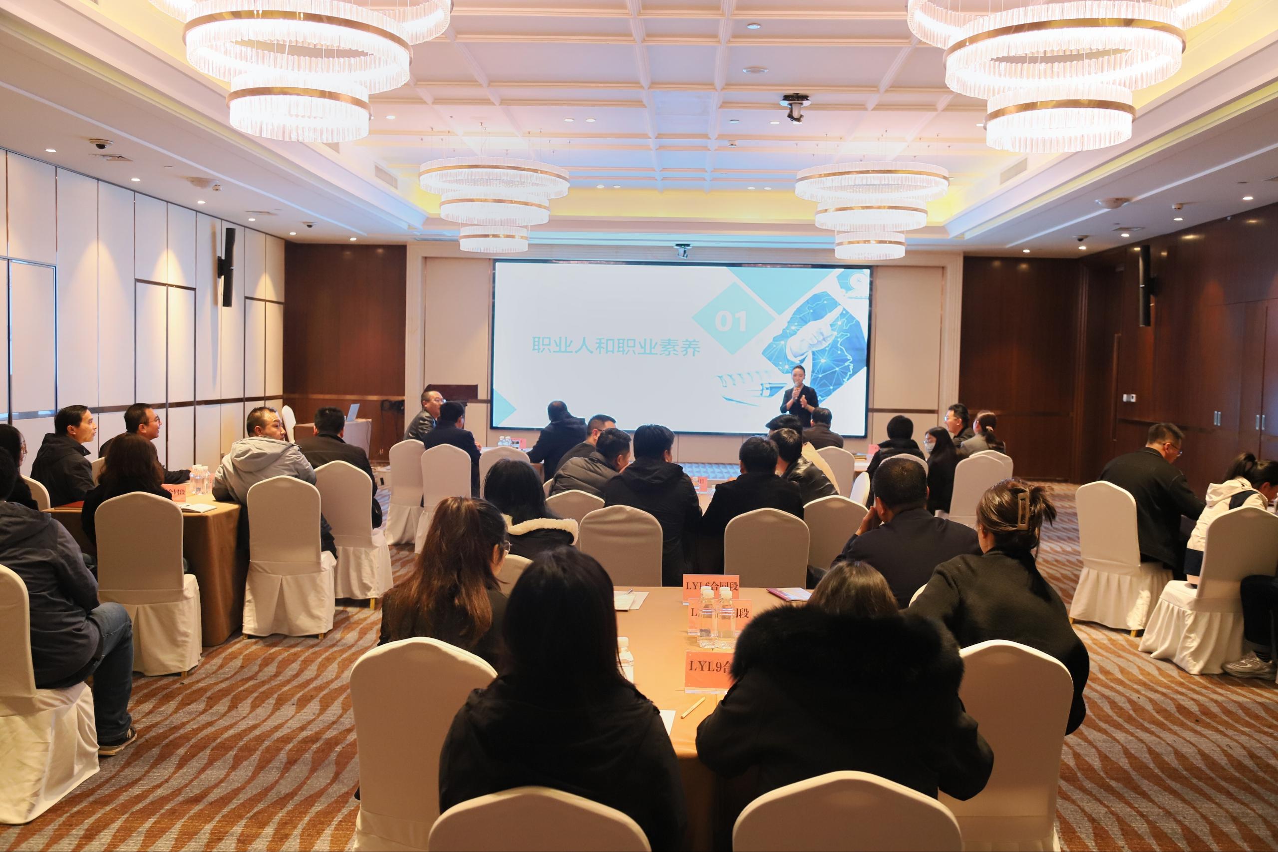 照片(1).jpg 照片(1).jpg